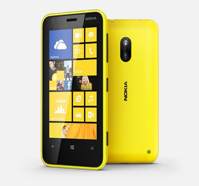 Nokia Lumia 620 là một chiếc điện thoại khá xinh xắn, nhiều màu sắc.Điện thoại có màn hình đẹp, camera tốt, vi xử lý lõi đôi, rất nhiều ứng dụng từ Windows Phone, hoạt động khá mượt, và mức giá chỉ khoảng 4,8 triệu VND.